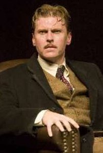 Ted Deasy in Seattle Repertory Theatre's production of THE 39 STEPS. (Photo by Craig Schwartz)