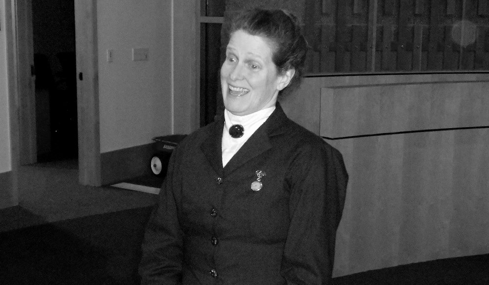 Karen Haas as Dr. Elizabeth Drake - image.