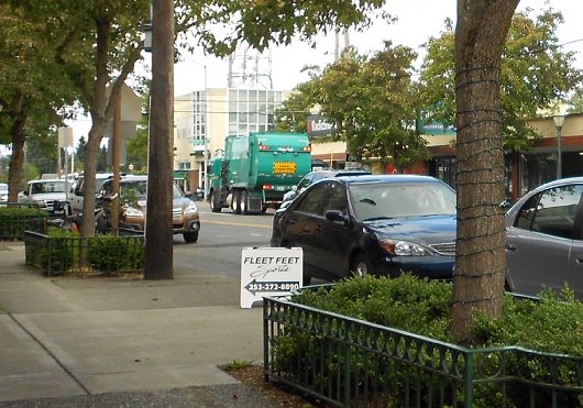 Closed G. Donnalsons on North 26th and Proctor in Tacoma - image.
