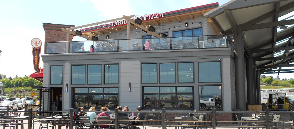 The upper deck at Farrelli Pizza at Point Ruston - image.