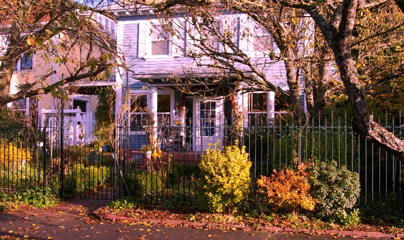 The Plum Duff Bed and Breakfast in Tacoma, Washington . . . okay, so I changed the color to make it look more plummy.