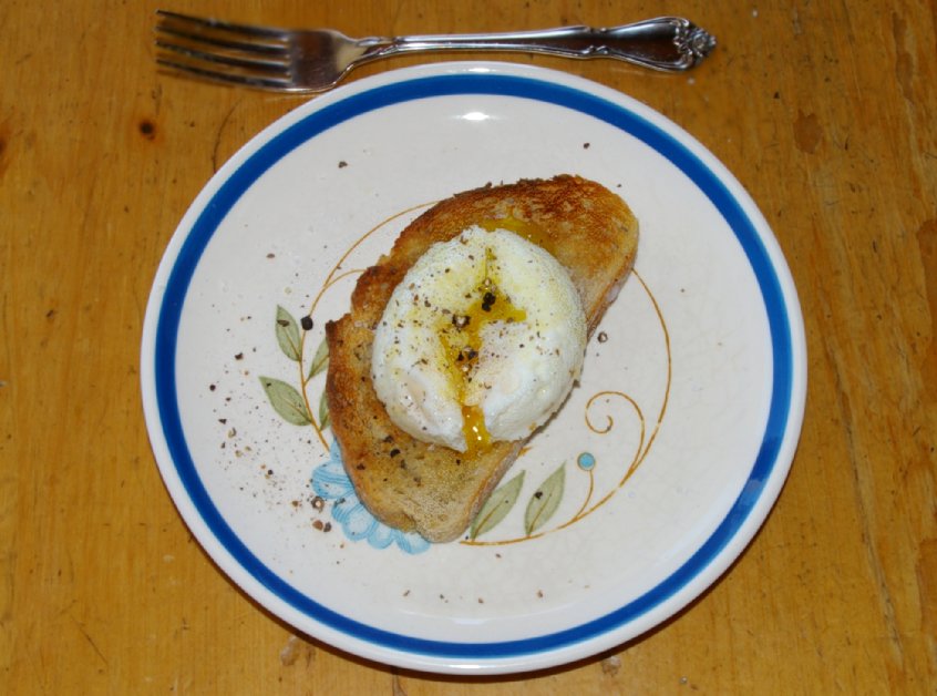 Poaching Eggs in Tacoma, poached eggs tacoma, Poaching Eggs in Tacoma wa washington.