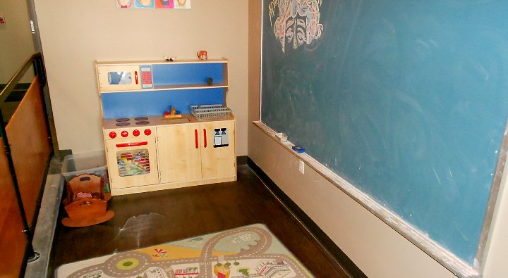 Children's play room at the Red Elm Cafe in Tacoma - image.