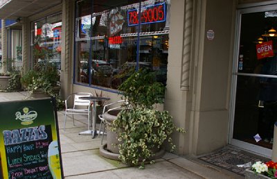 Razzi's Pizza on Phinney Ridge in North Seattle Greenlake Area.