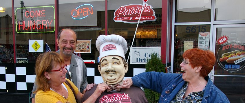 Patty's Burgers South Tacoma Amy Stewart Wicked Plants, Tacoma Community College, South Tacoma Way, Patty's Burgers restaurant review, author Amy Stewart, horticulture lecture wicked plants, Patty's Burgers South Tacoma Amy Stewart Wicked Plants tacoma wa washington.
