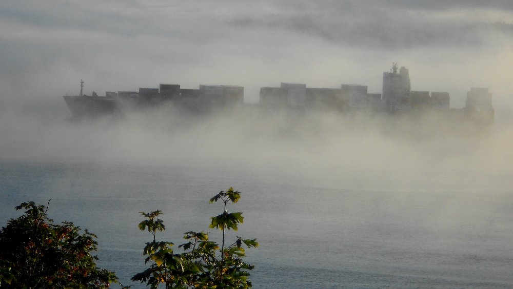 The views along restaurant row on Ruston Way are phenominal in Tacoma - image.