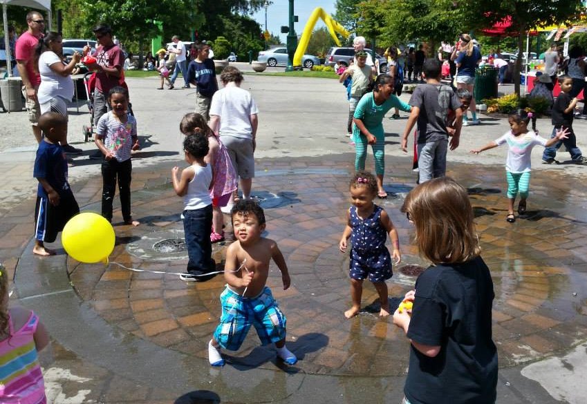 Duck Daze 2015 in University Place, Washington.