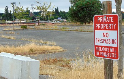 Vacant lot in Federal Way, Washington - image.