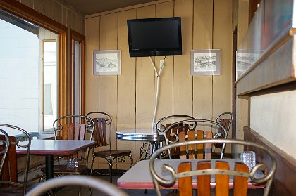 The small dining room at the MarketPlace Grille in Gig Harbor, Washington - image.