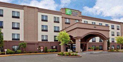 The Holiday Inn Express on South Hill in Puyallup, Washington.