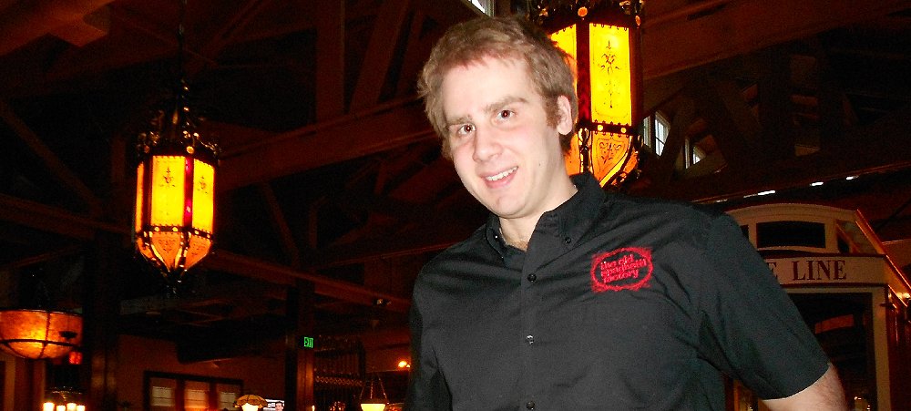 Server Dave at the Lynnwood Old Spaghetti Factory - image.