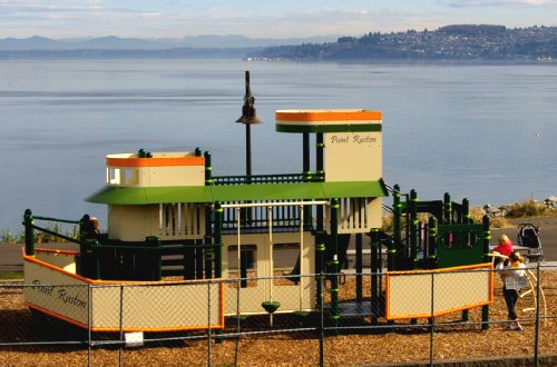 The Point Ruston Play Boat at Point Ruston in Tacoma - image.