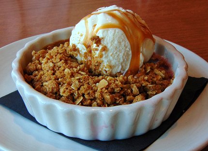 Raspberry and peach combler at Smoke + Cedar Restaurant in Tacoma - image.